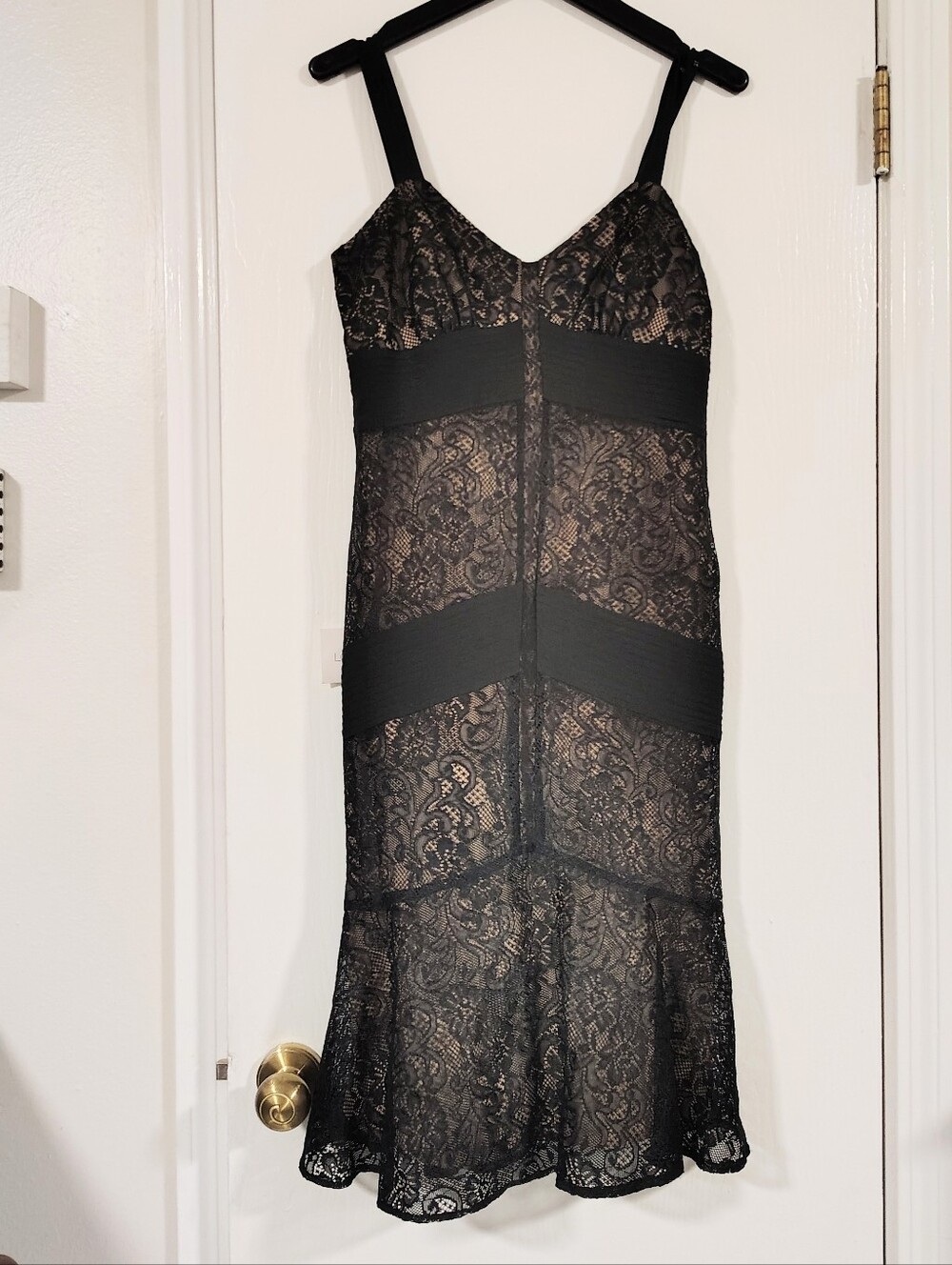 NWT $129 Ann Taylor LOFT Black Lace Illusion Flounce Hem Sheath Dress Women's 2P - Picture 8 of 10